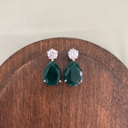Liara Earrings - Green