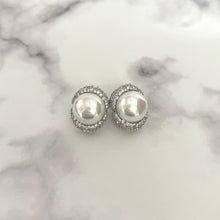 Load image into Gallery viewer, Malli Earrings - Silver
