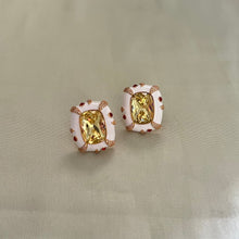 Load image into Gallery viewer, Rivi Earrings - White Yellow

