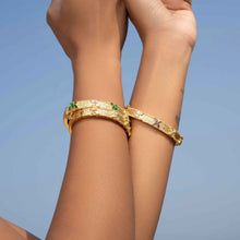 Load image into Gallery viewer, Tansy Bracelet - Yellow
