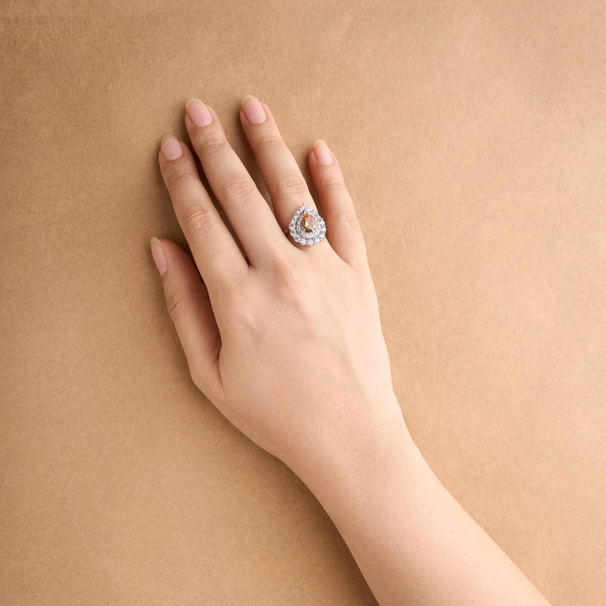 Pear Halo Ring Mozaati