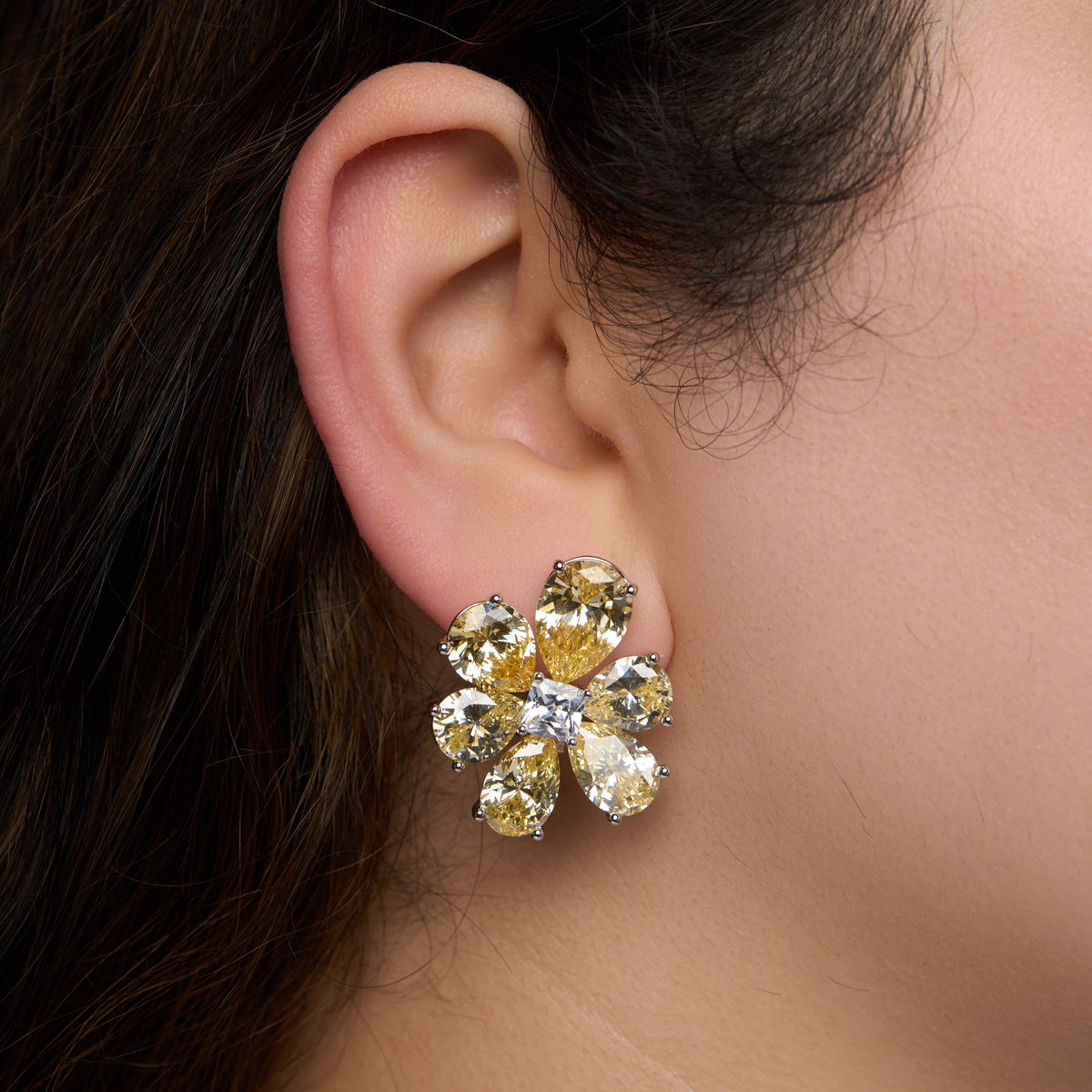 Tuberose Earrings Mozaati