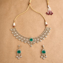 Shriyan Necklace Mozaati