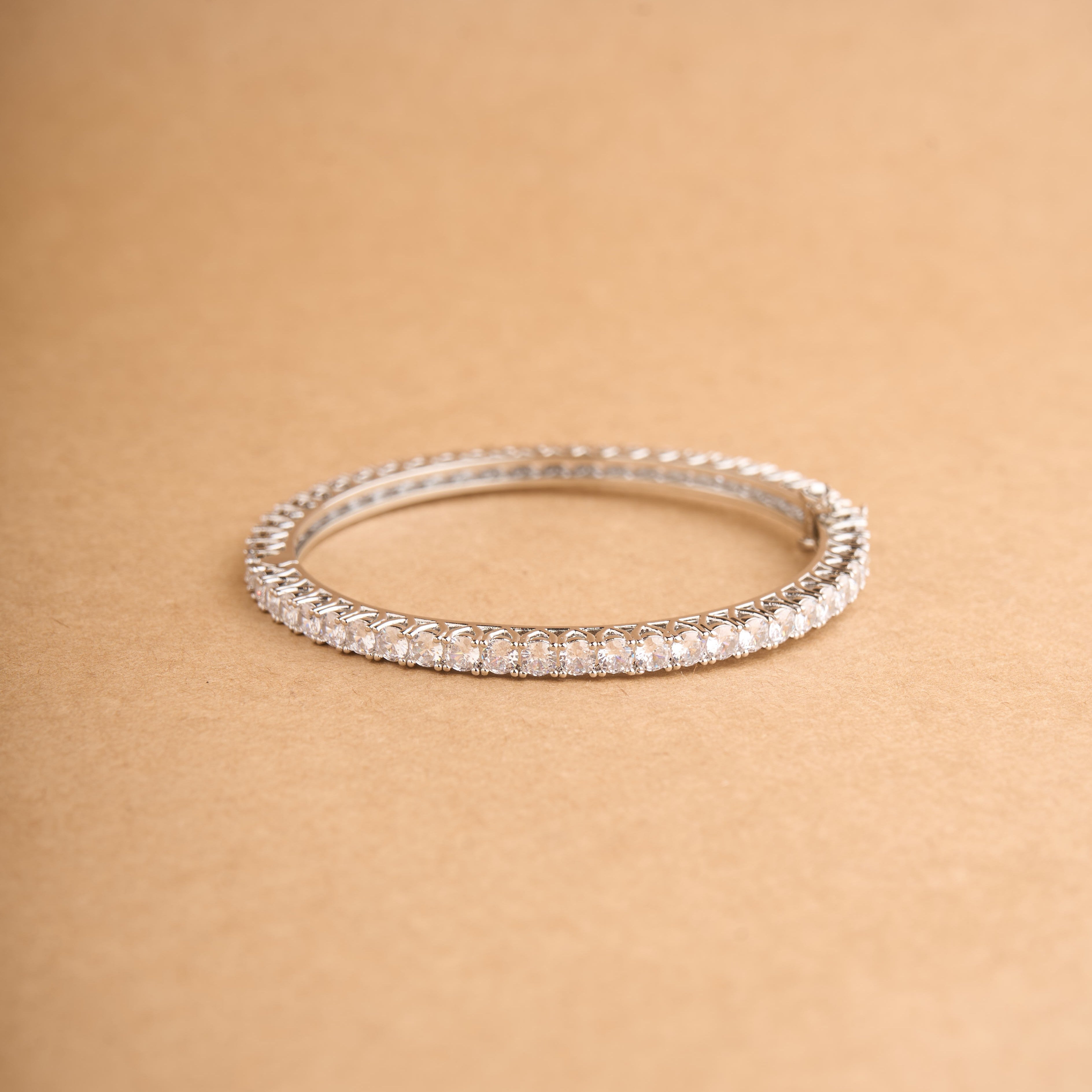 Classic Bangle - Openable Mozaati