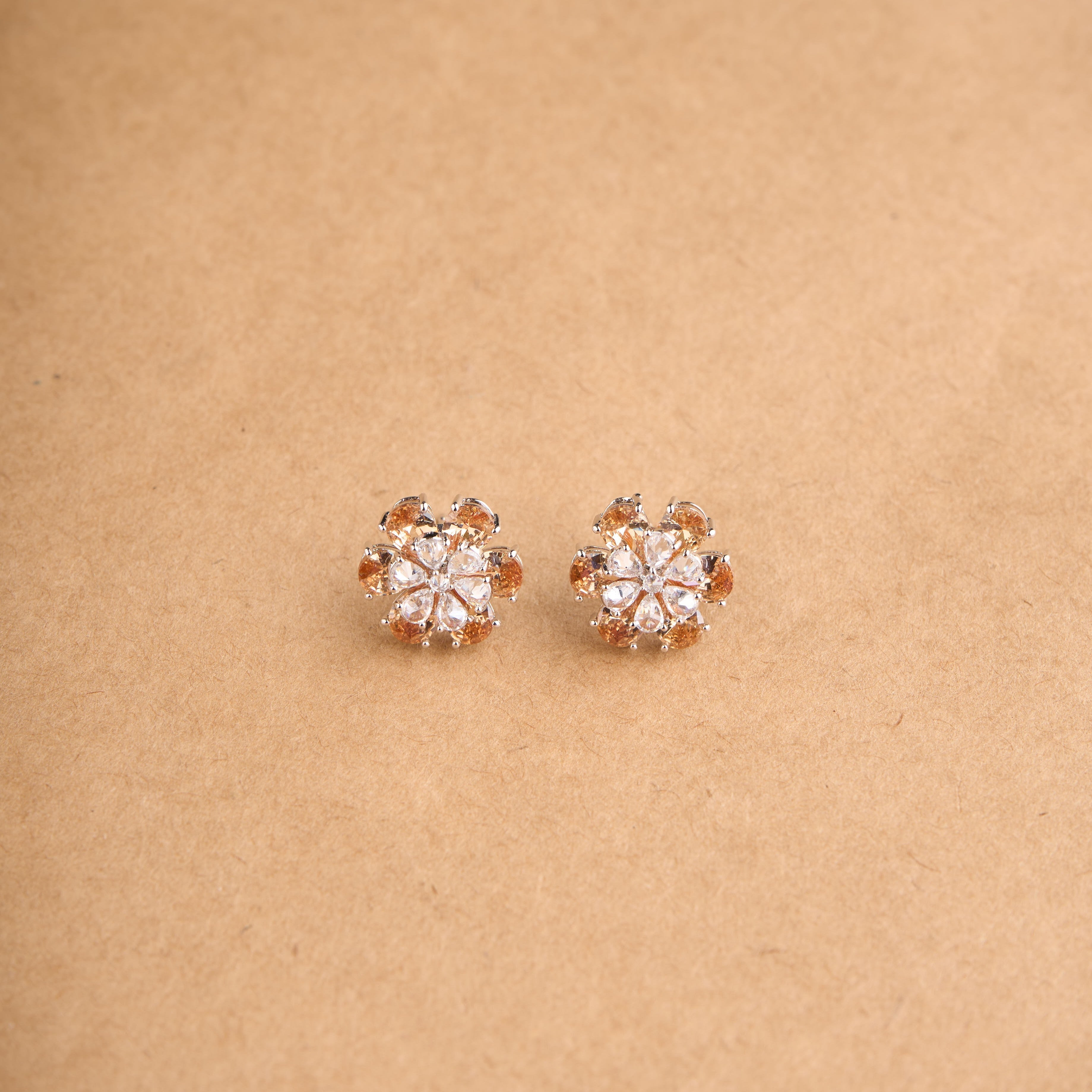 Liliosa Earrings Mozaati