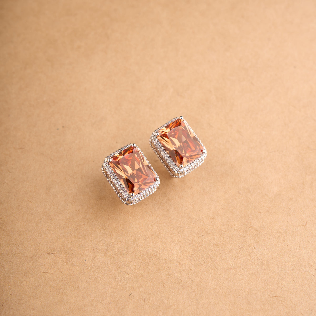 Emerald Baguette Earrings Mozaati