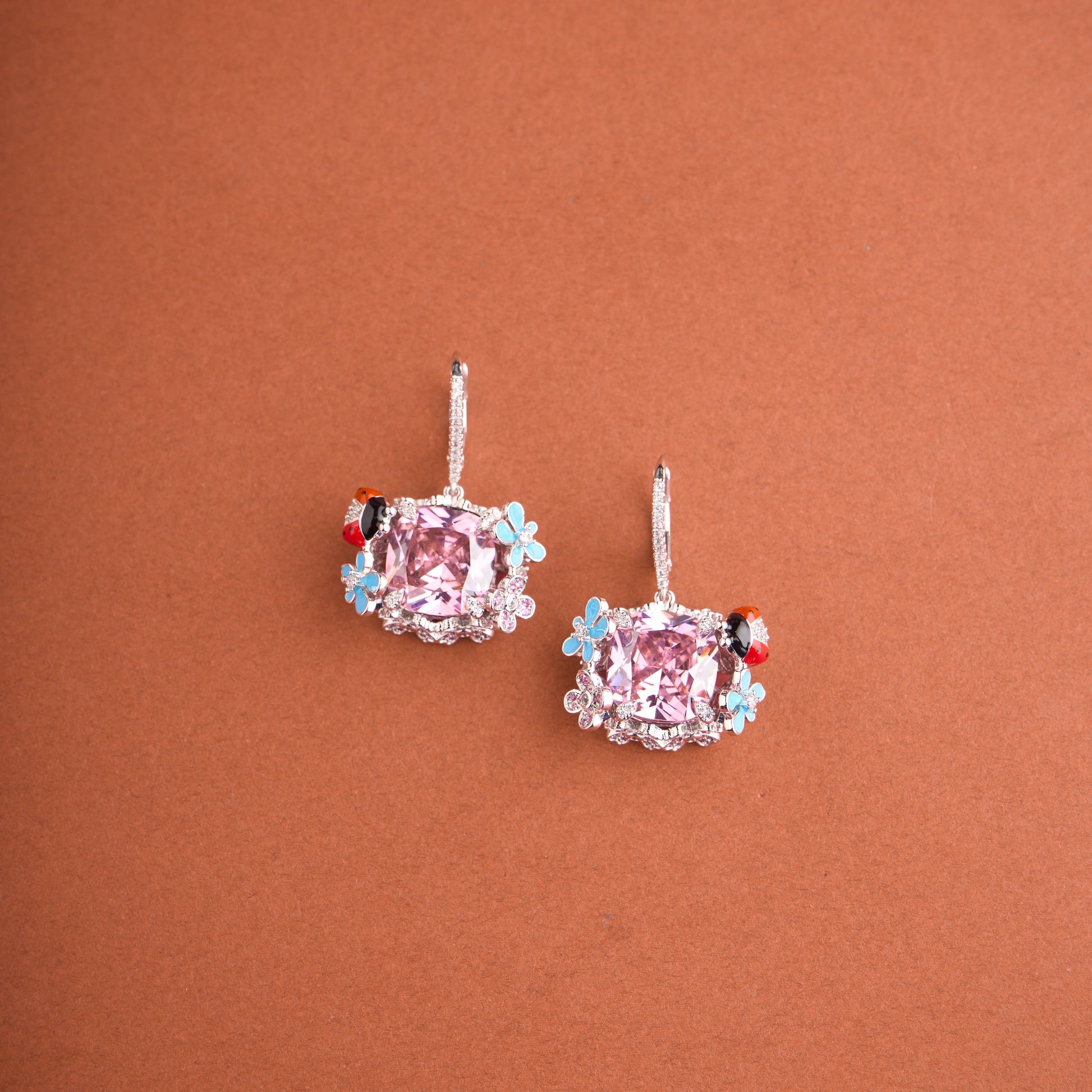 Ladybug Earrings Mozaati