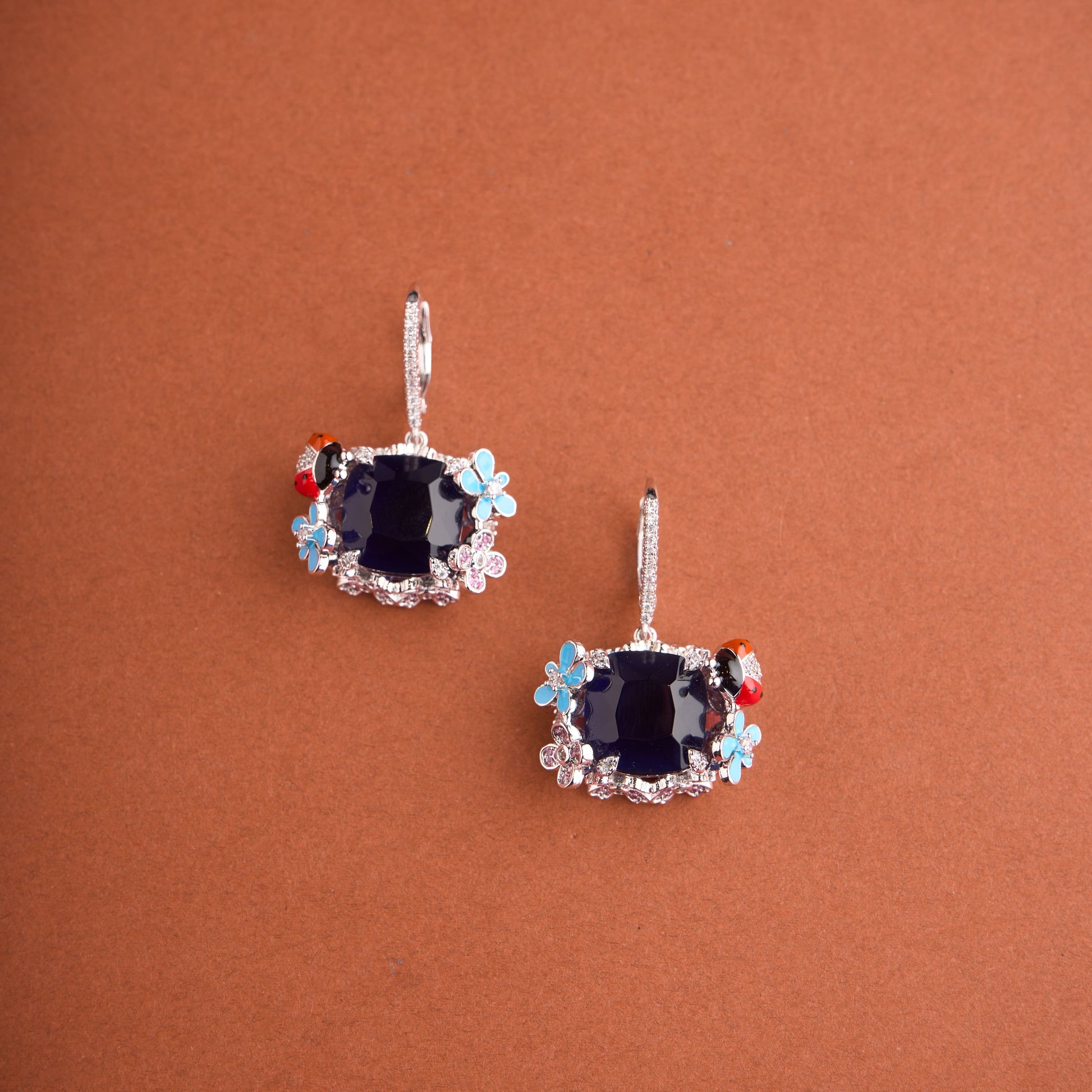 Ladybug Earrings Mozaati