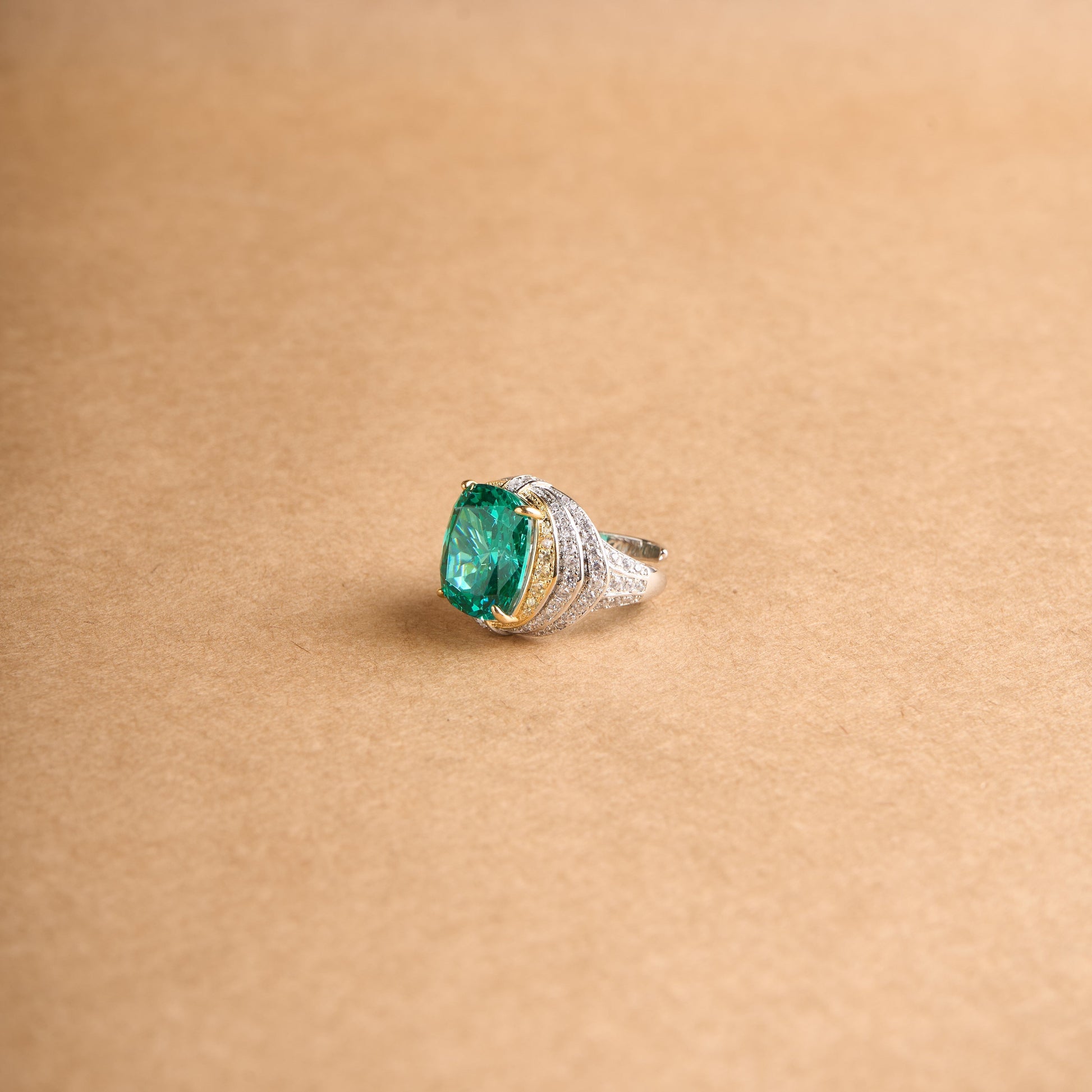 Anastasia Ring Mozaati