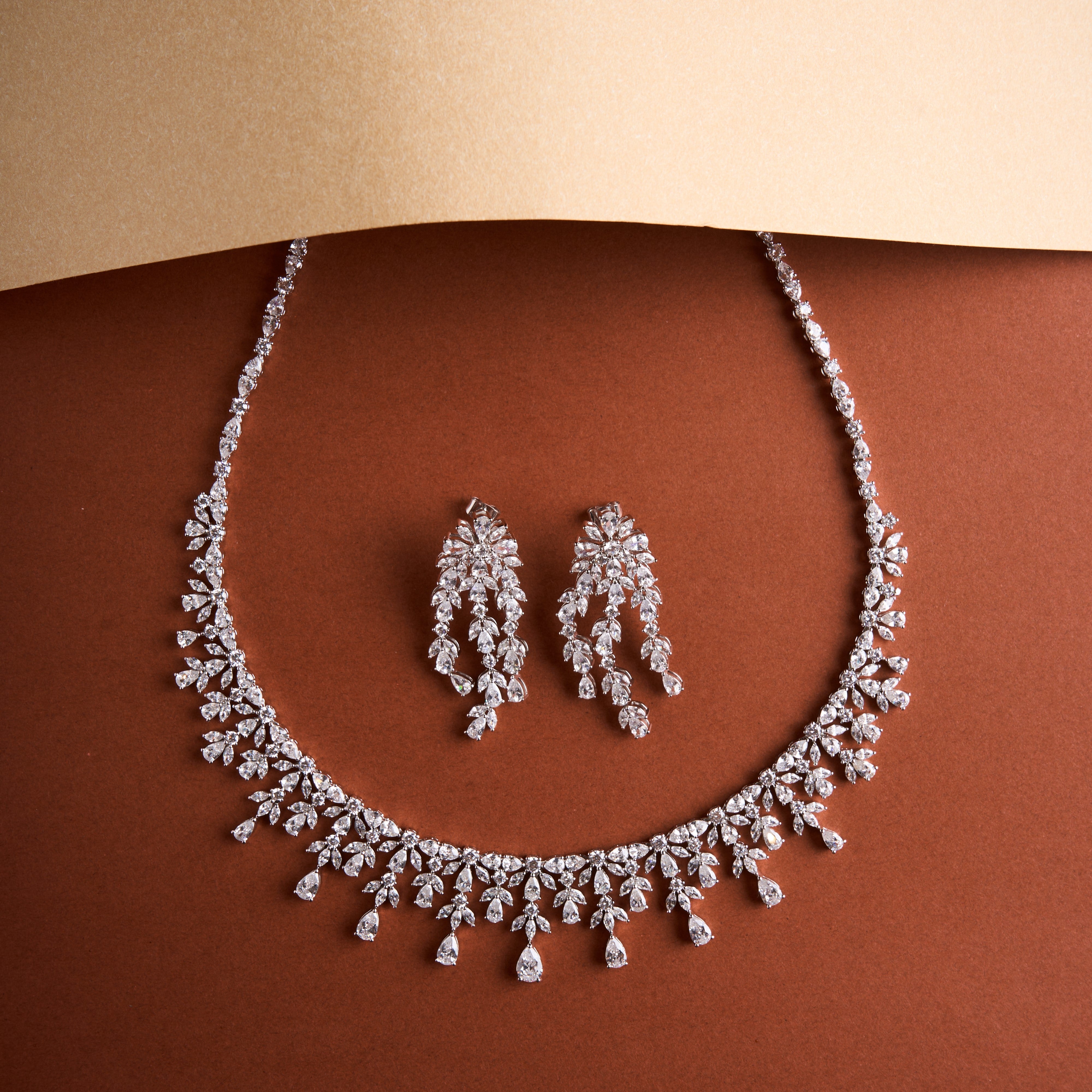 Trish Necklace Set Mozaati