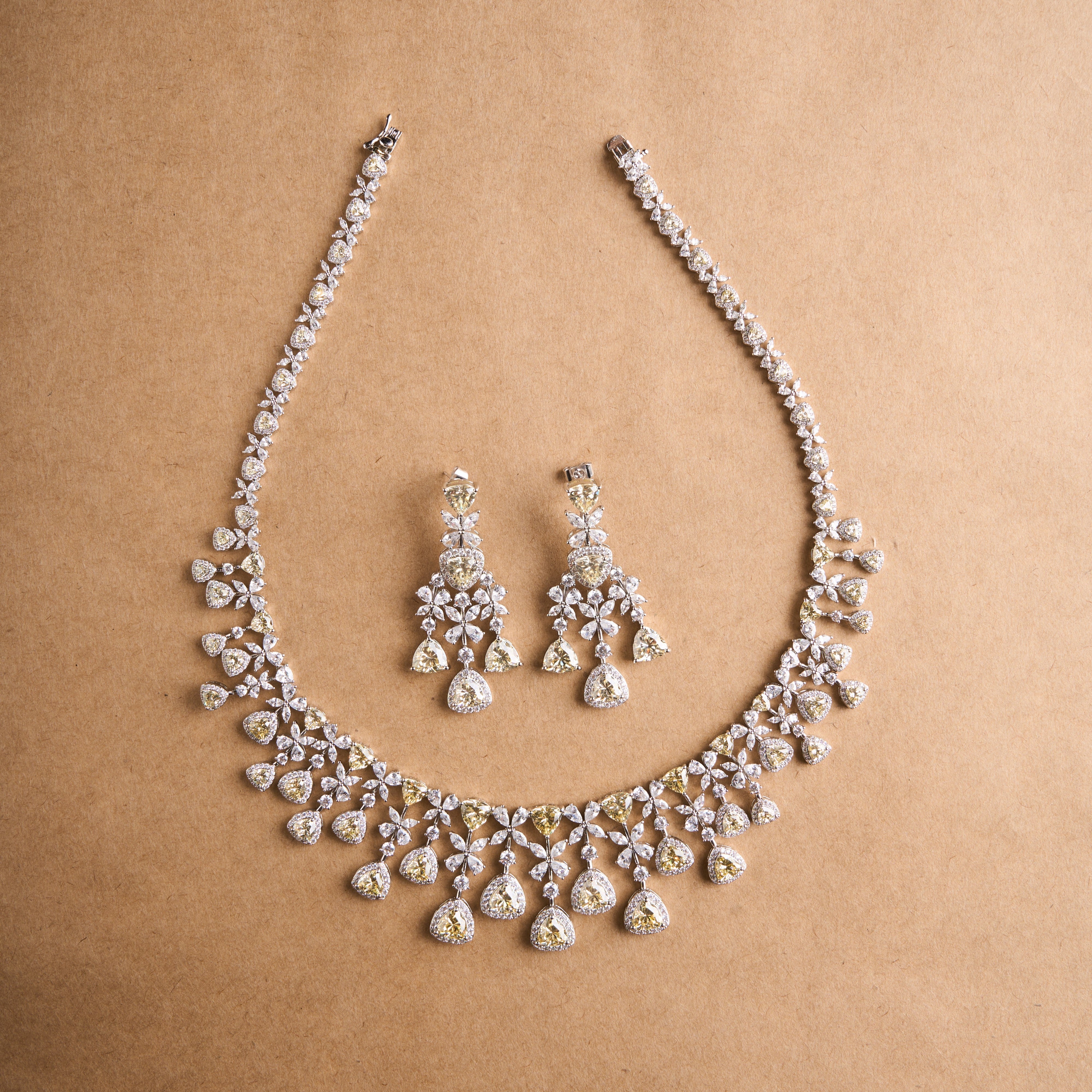 Kanira Necklace Set Mozaati