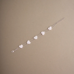 Heart in Chains Bracelet Mozaati