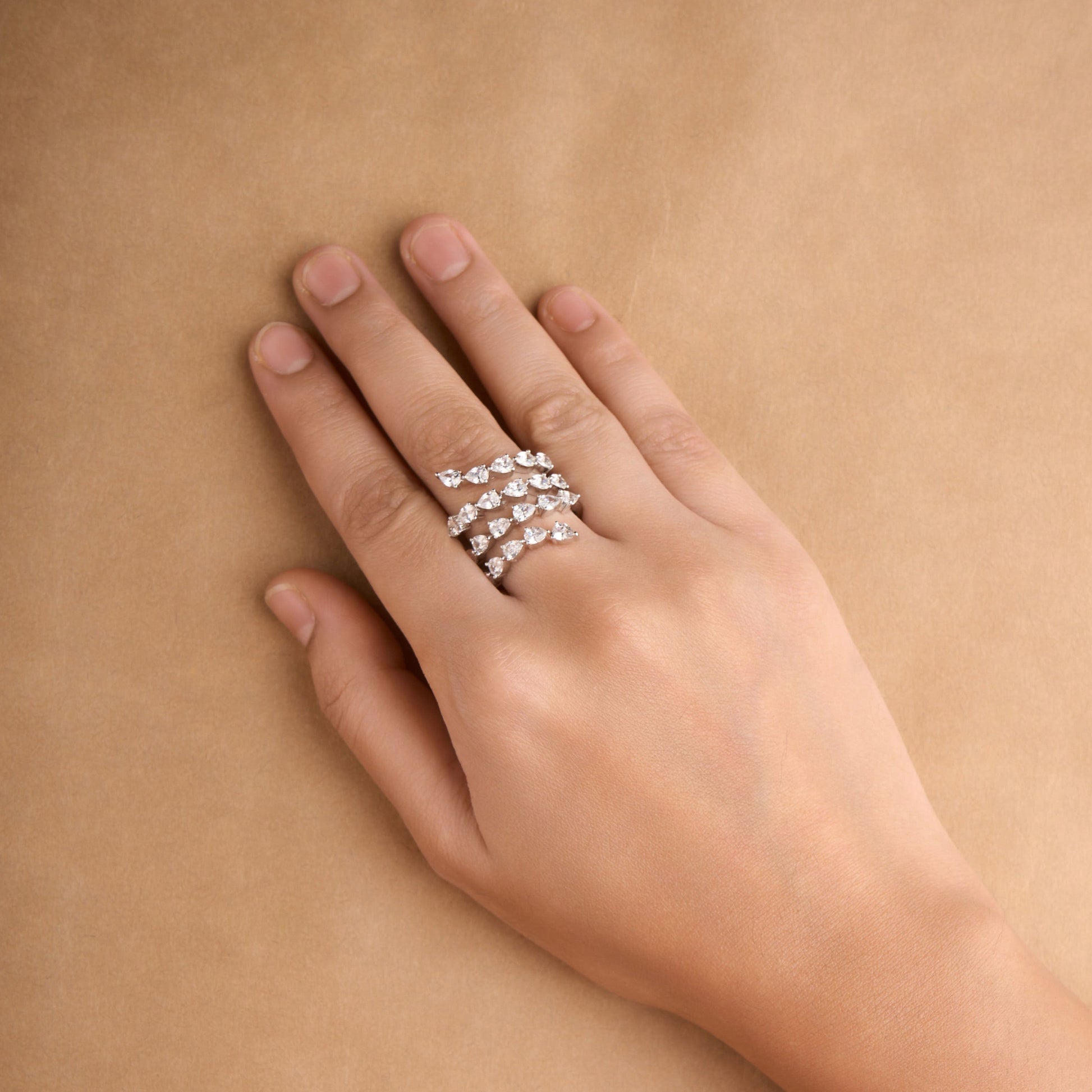 Pear Wrap Ring Mozaati