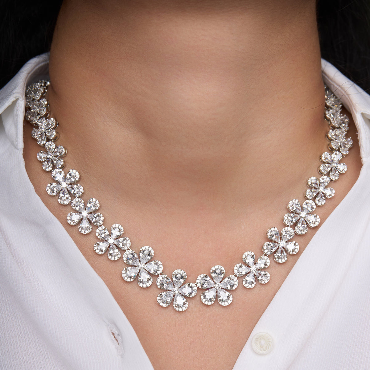 Anemone Grande Necklace Set Mozaati