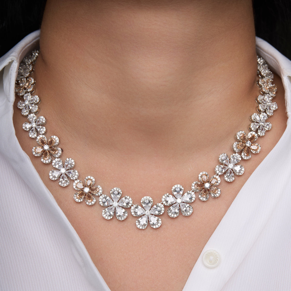 Anemone Grande Necklace Set Mozaati