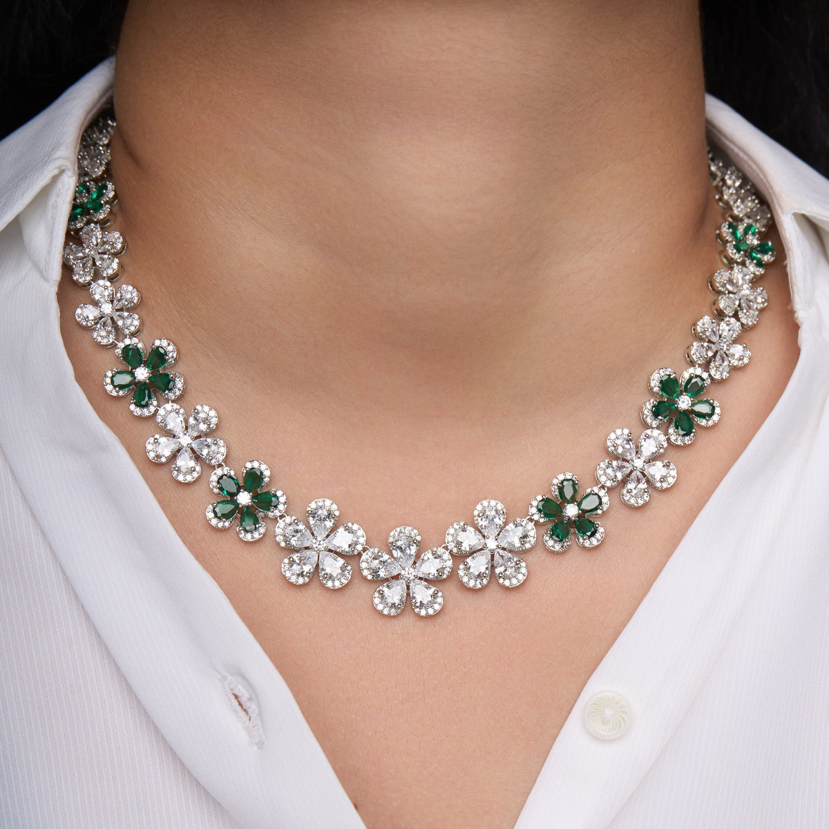 Anemone Grande Necklace Set Mozaati