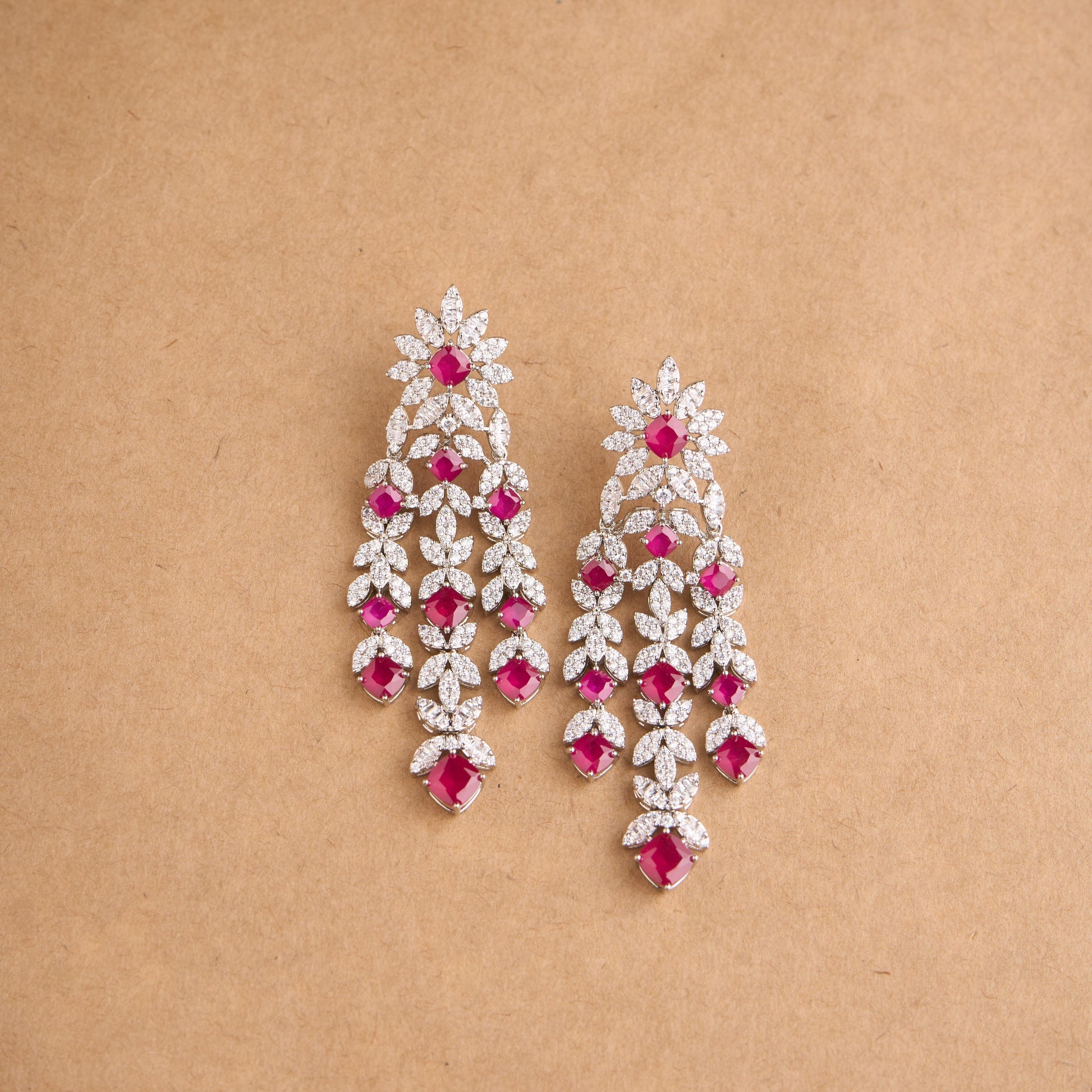 Ewaan Earrings Mozaati