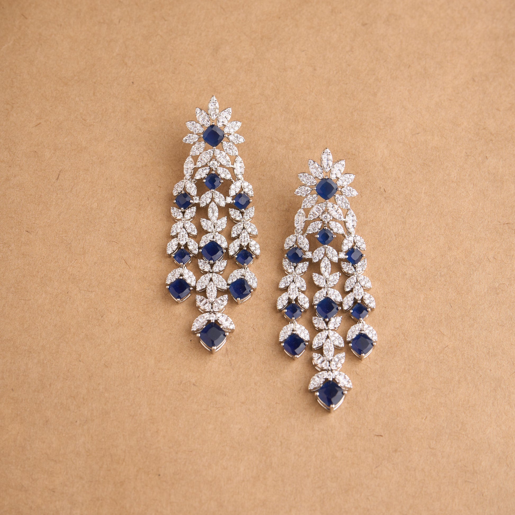 Ewaan Earrings Mozaati
