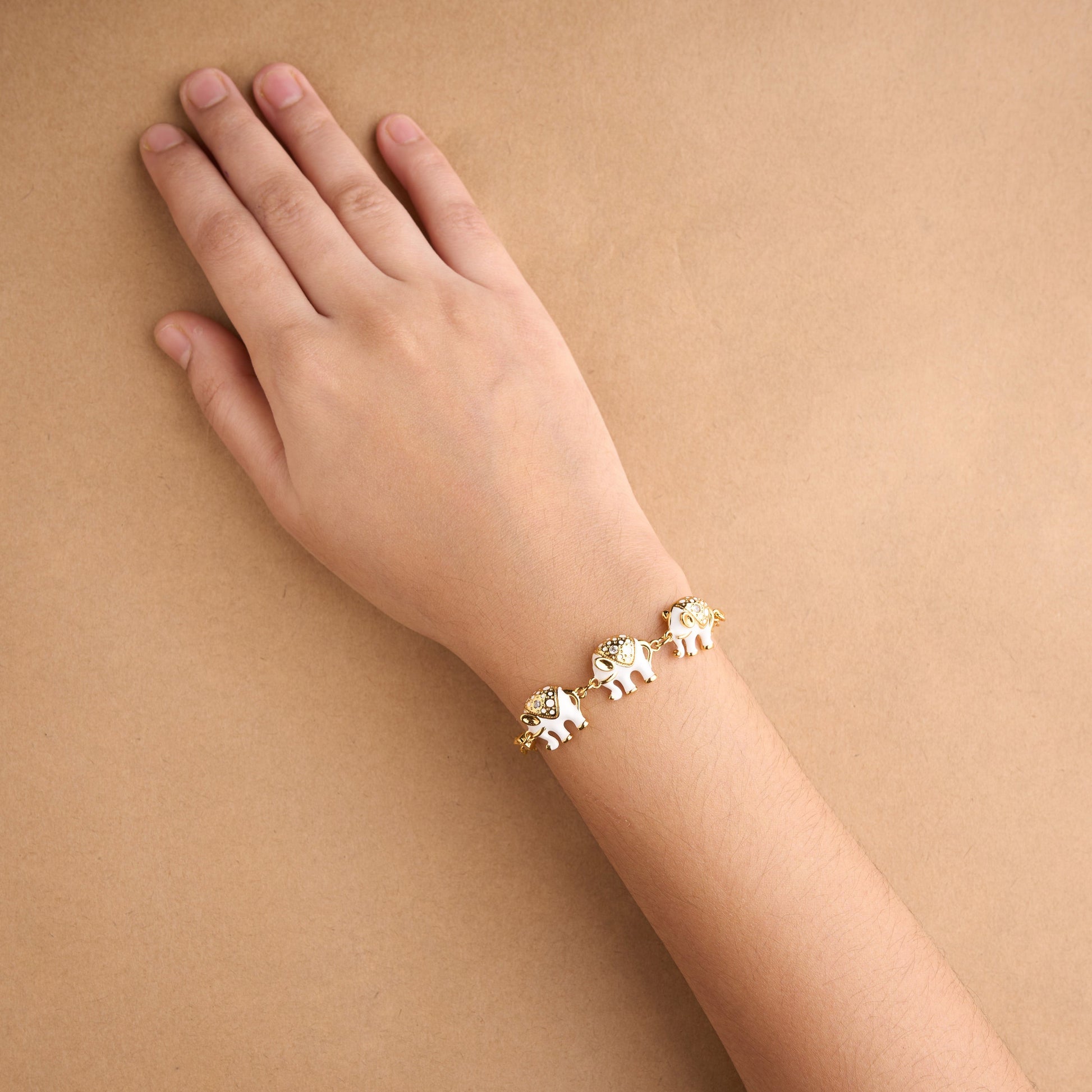 Three Elephant Bracelet Mozaati