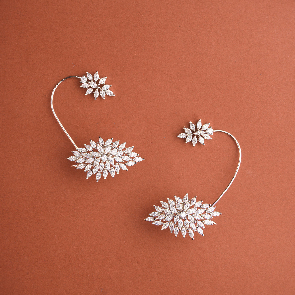 Marquise Flame Ear Cuff Mozaati