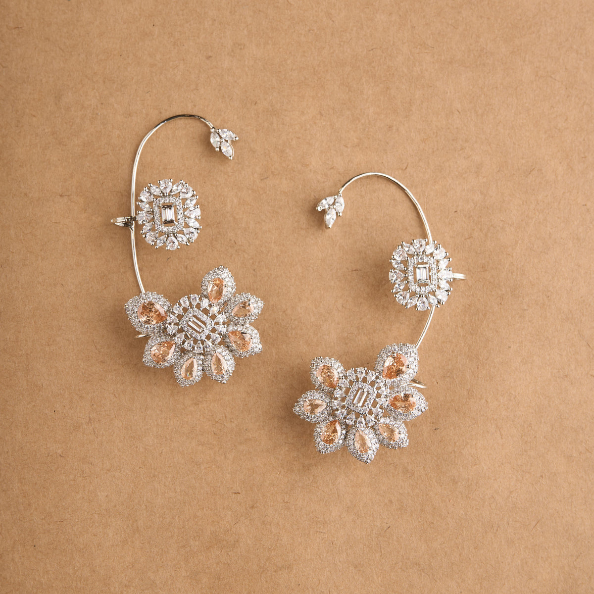 Rishvan Ear Cuff Mozaati