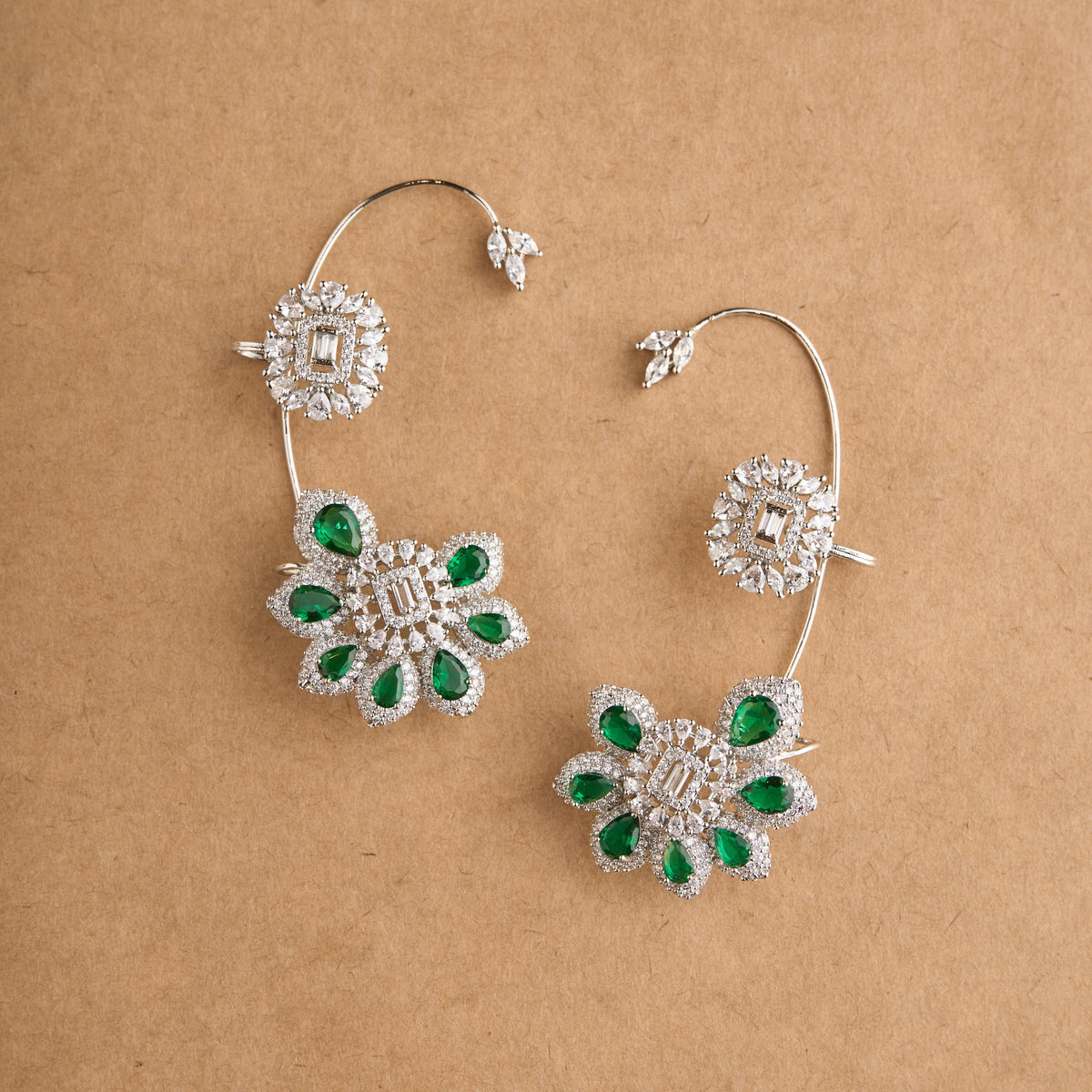 Rishvan Ear Cuff Mozaati