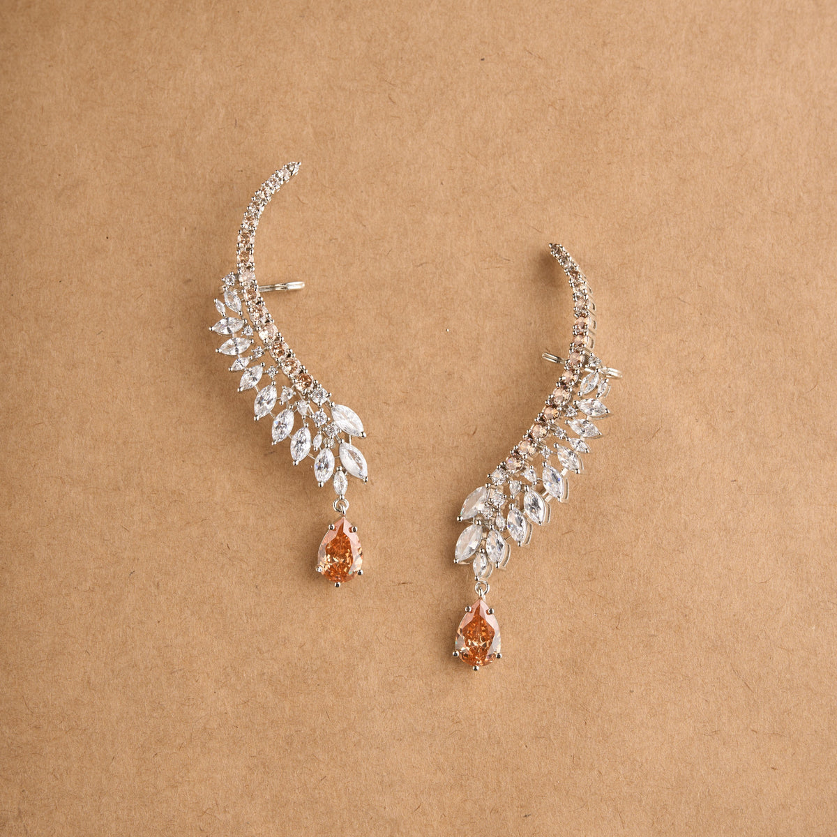 Rani Ear Cuff Mozaati