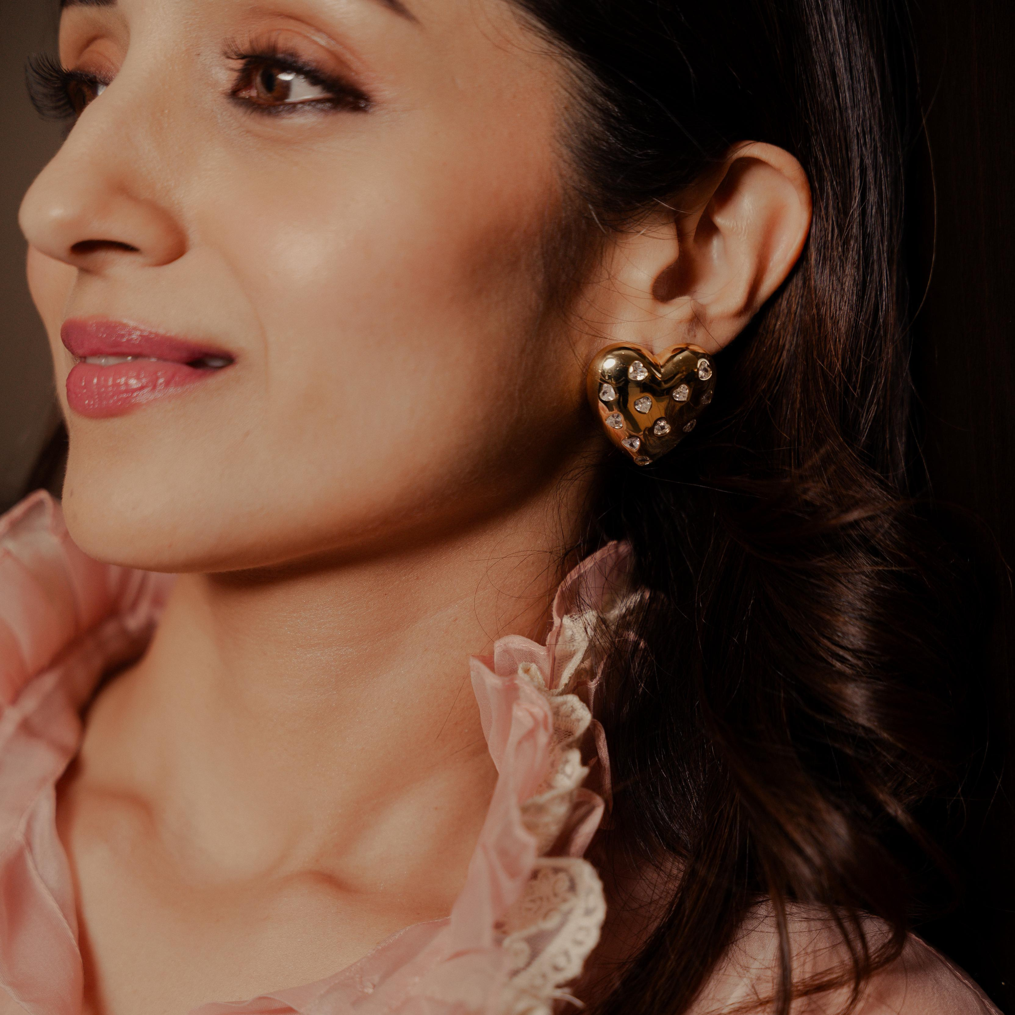 Heart Big Stud Earrings Mozaati