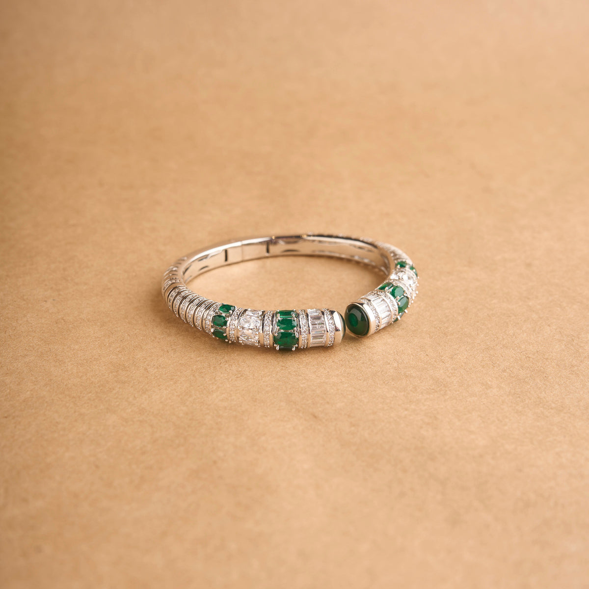 Nerida Cuff Mozaati