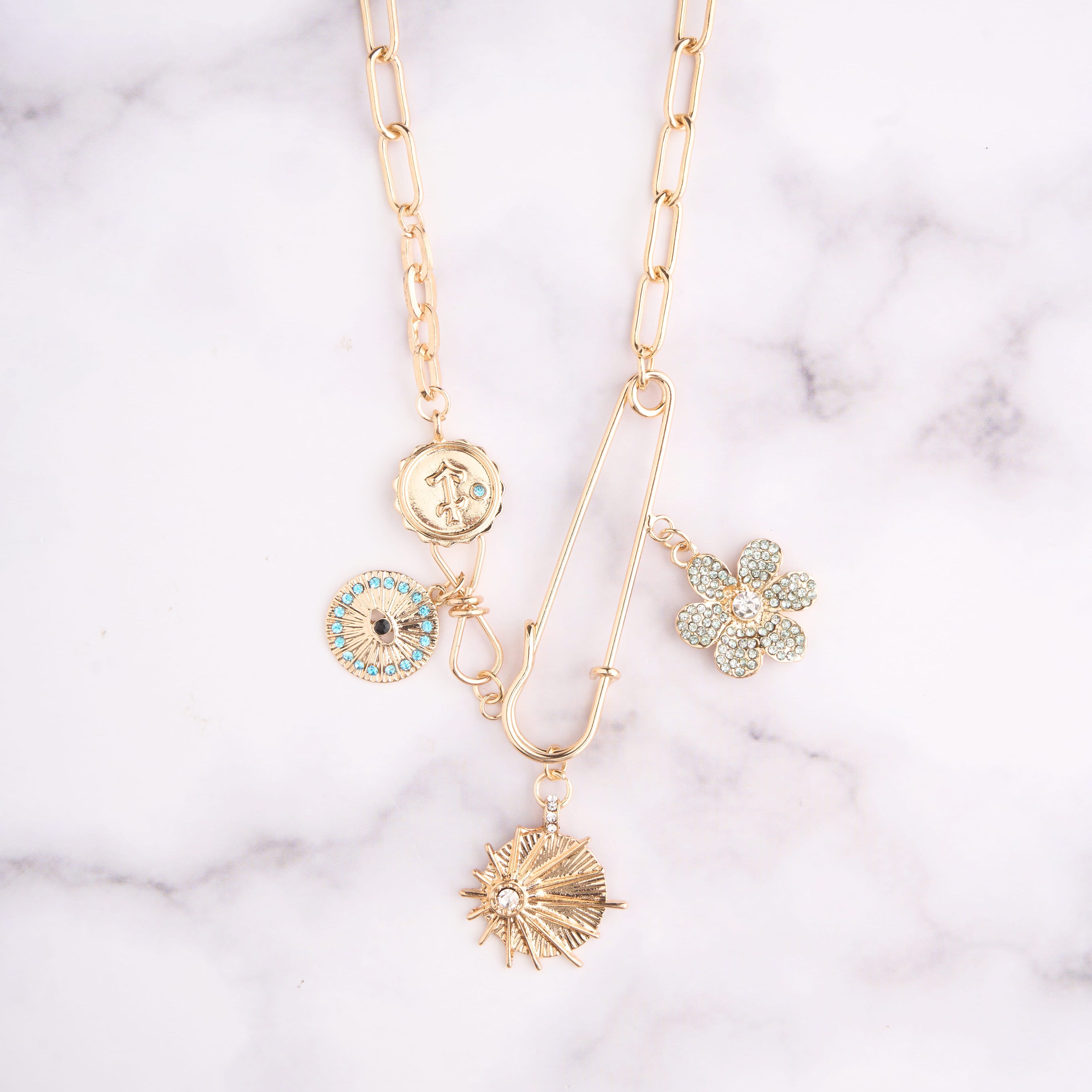 Pin Charm Flower Necklace Mozaati