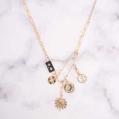 Pin Charm Moon Necklace Mozaati