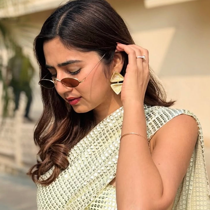 Tri Curve Earrings Mozaati