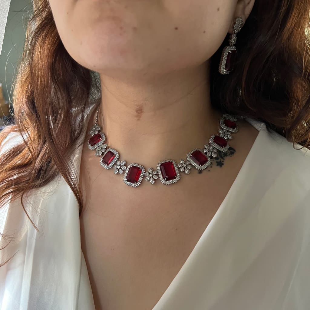 Sansa Necklace Set