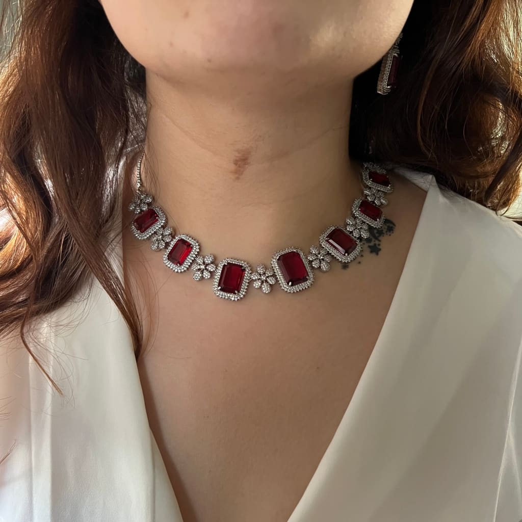 Sansa Necklace Set