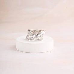 Baguette Cross Ring Mozaati