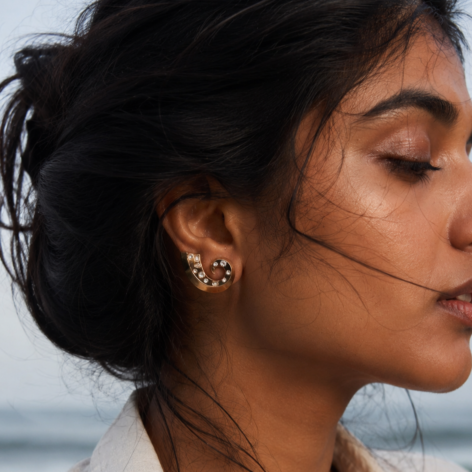 Curve Double Pierce  Earrings Mozaati