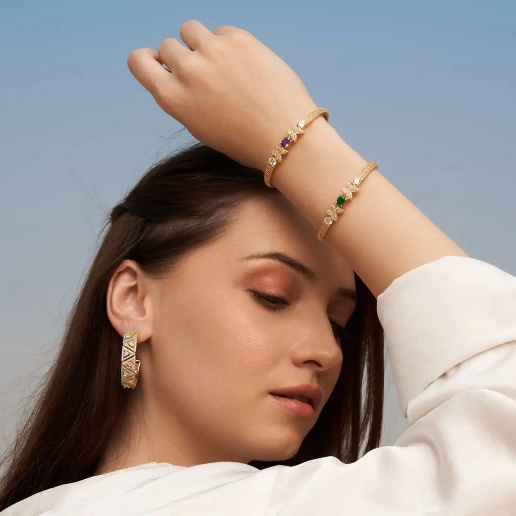 Comma Butterfly Bracelet Cuff Mozaati