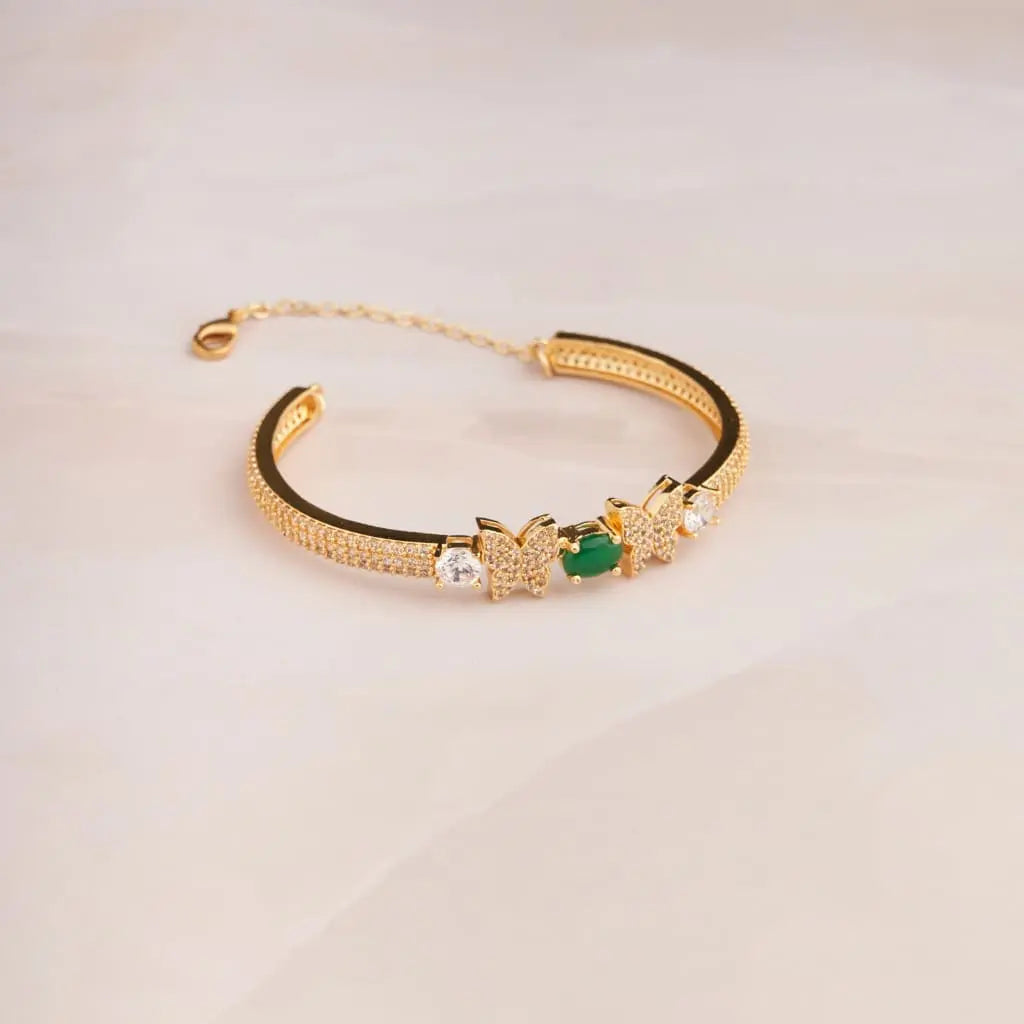 Comma Butterfly Bracelet Cuff Mozaati