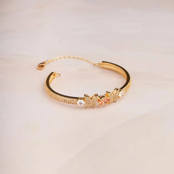 Comma Butterfly Bracelet Cuff Mozaati
