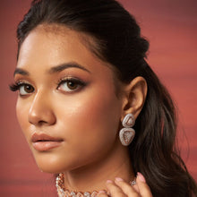 Load image into Gallery viewer, Trap Earrings
