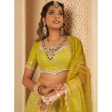 Load image into Gallery viewer, Jiya Necklace
