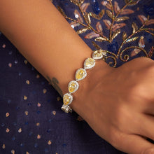 Load image into Gallery viewer, Lorcan Bracelet - Yellow
