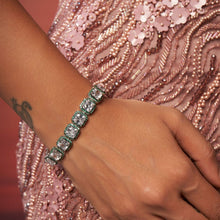 Load image into Gallery viewer, Nadine Bracelet - Green
