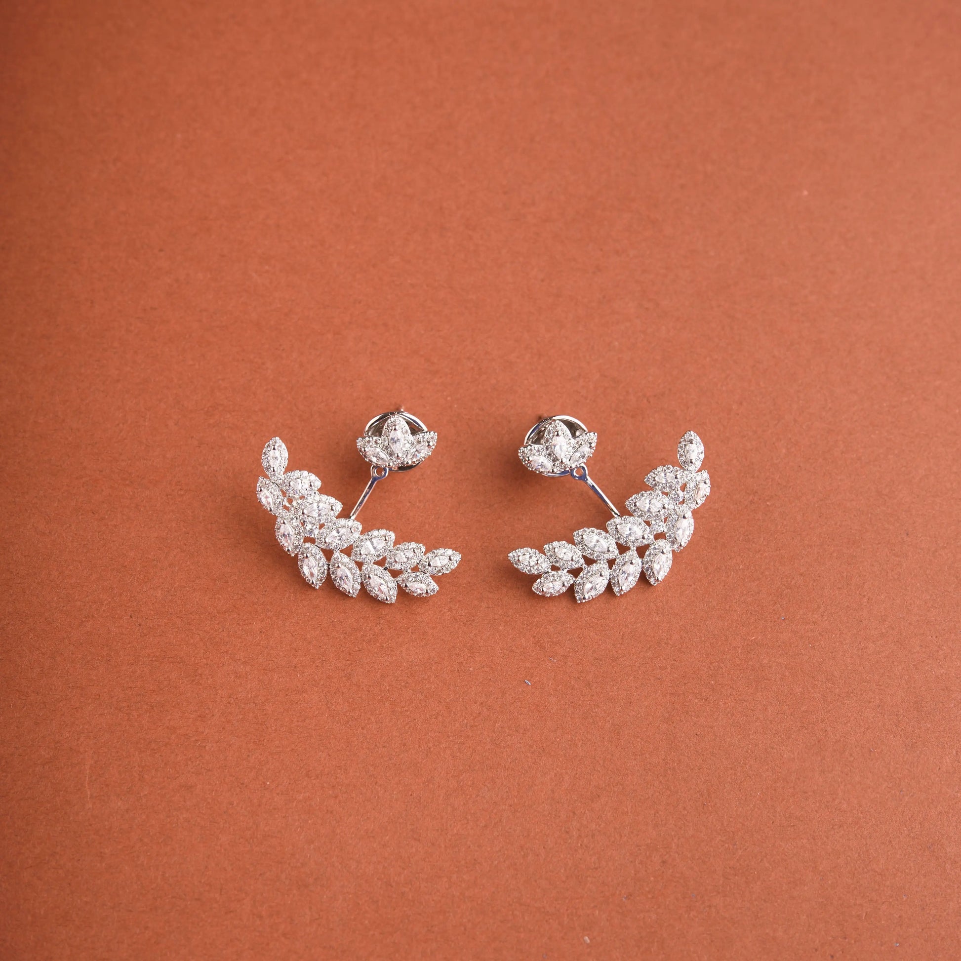 Leaf Lobe Duster Earrings Mozaati