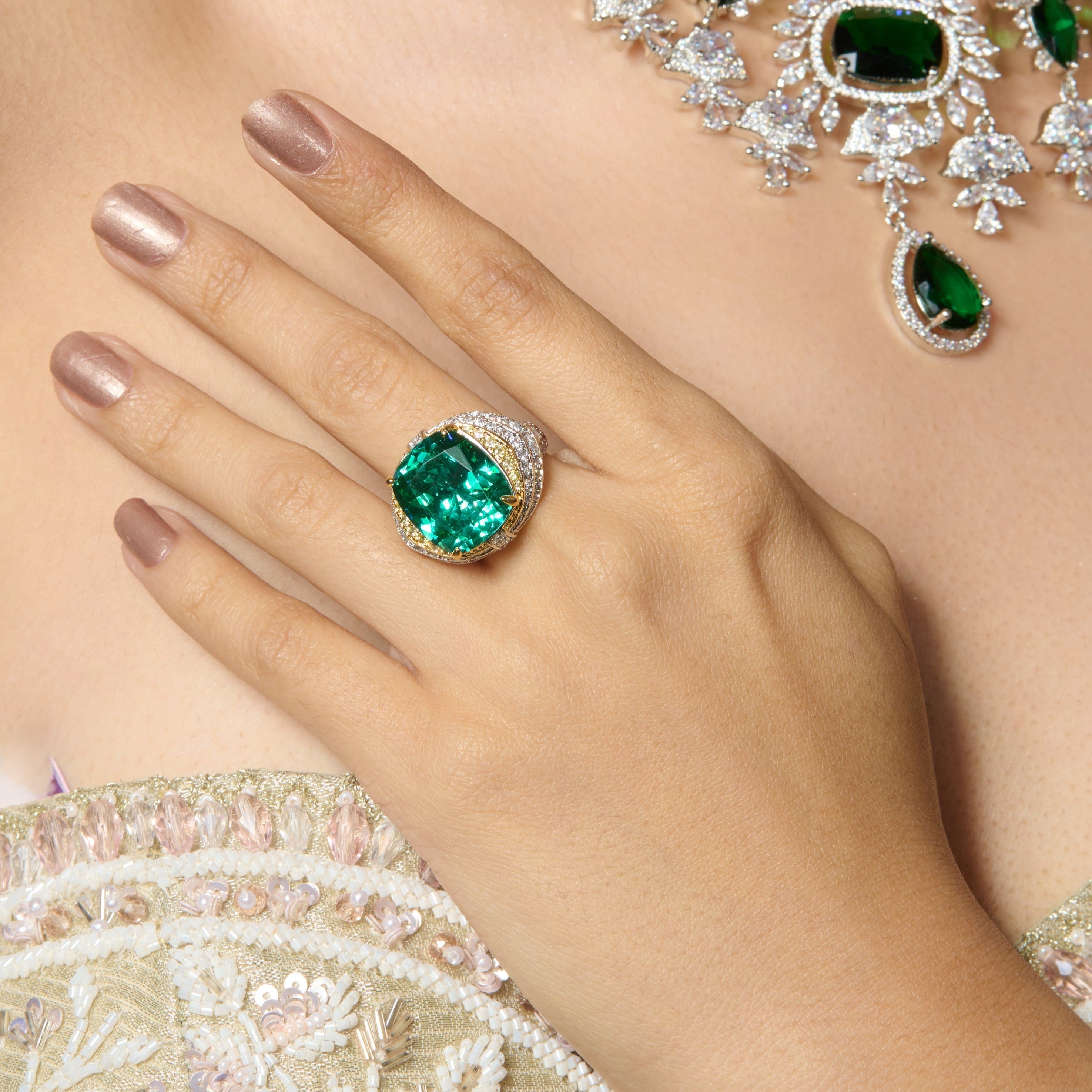 Anastasia Ring Mozaati