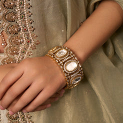 Shaivi Kada Mozaati