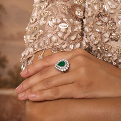 Pear Halo Ring Mozaati