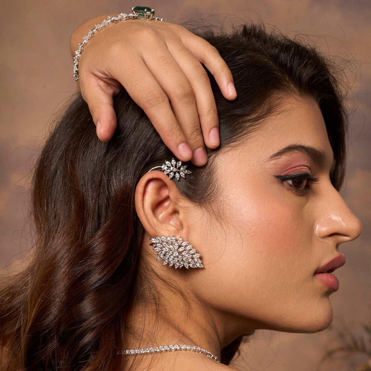 Marquise Flame Ear Cuff Mozaati