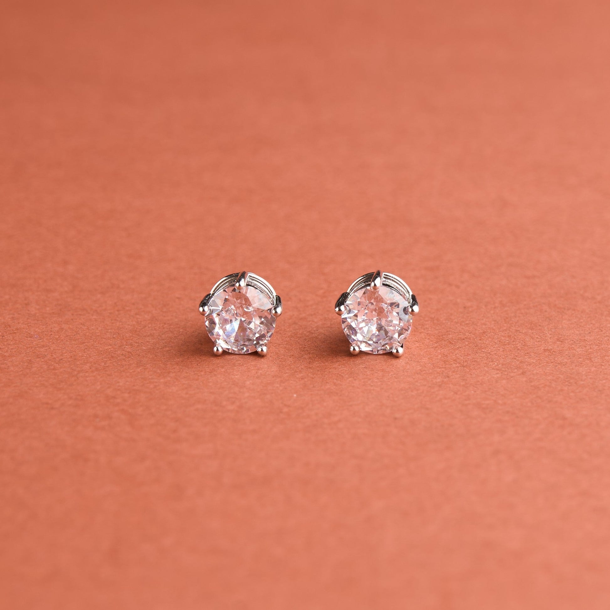 10mm Solitaire Studs Earrings Mozaati