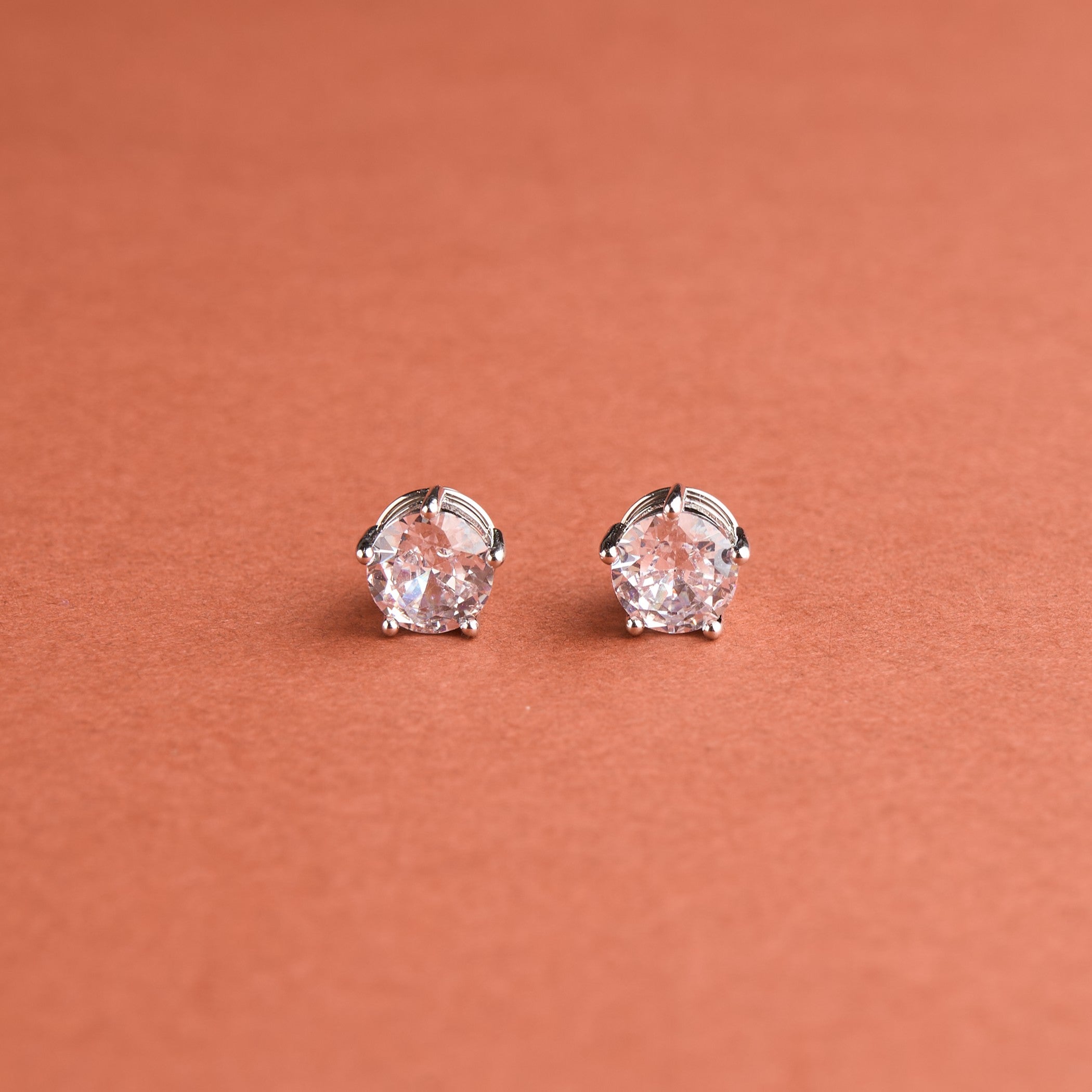 10mm Solitaire Studs Earrings Mozaati